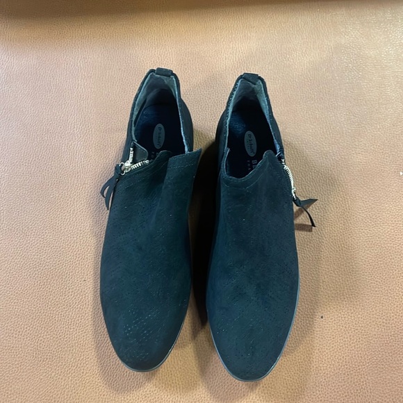 Dr. Scholl's - Womens Rollin Ankle Boots, size 11 US womens, color black. - Picture 2 of 5